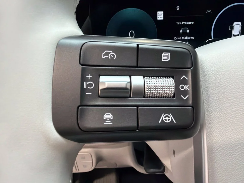 New 2027 Creamy White Pearl Hyundai SEL image 26