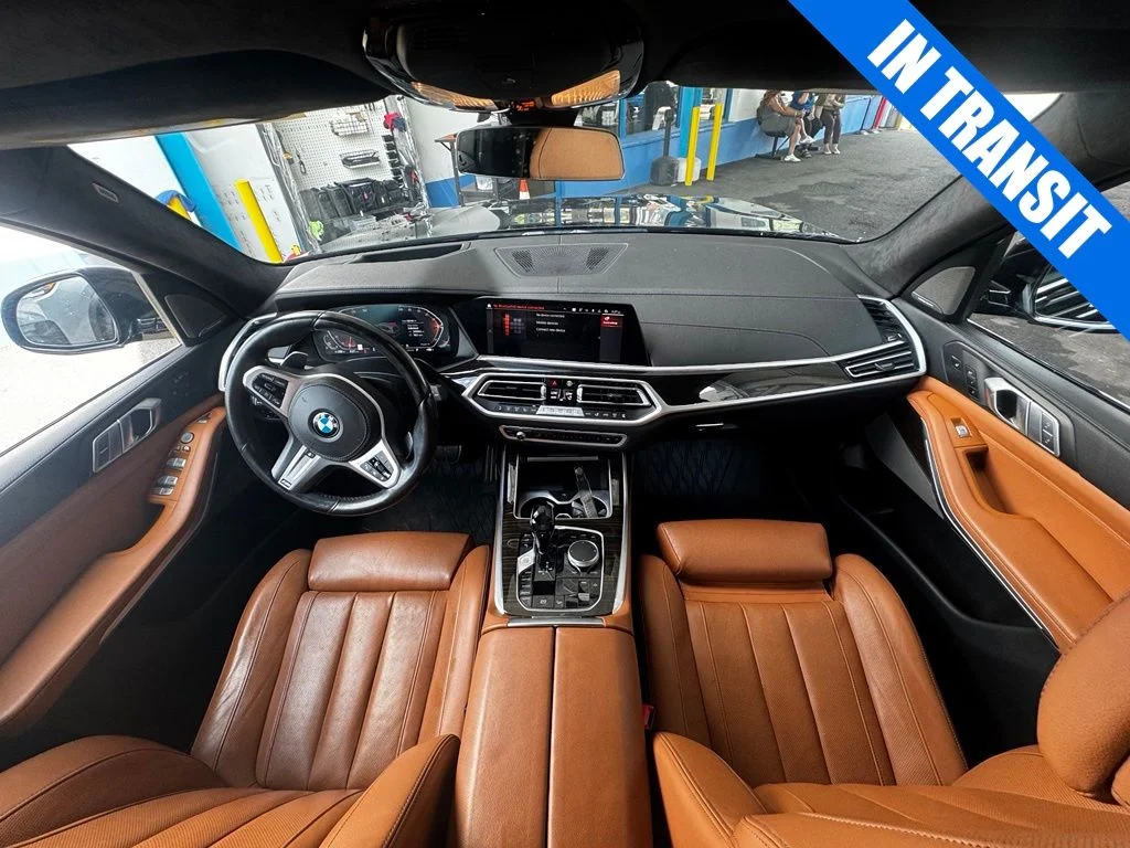 Used 2021 Black Sapphire Metallic BMW xDrive40i image 5