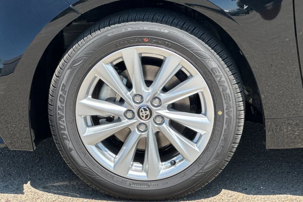 New 2026 Midnight Black Metallic Toyota  LE image 36