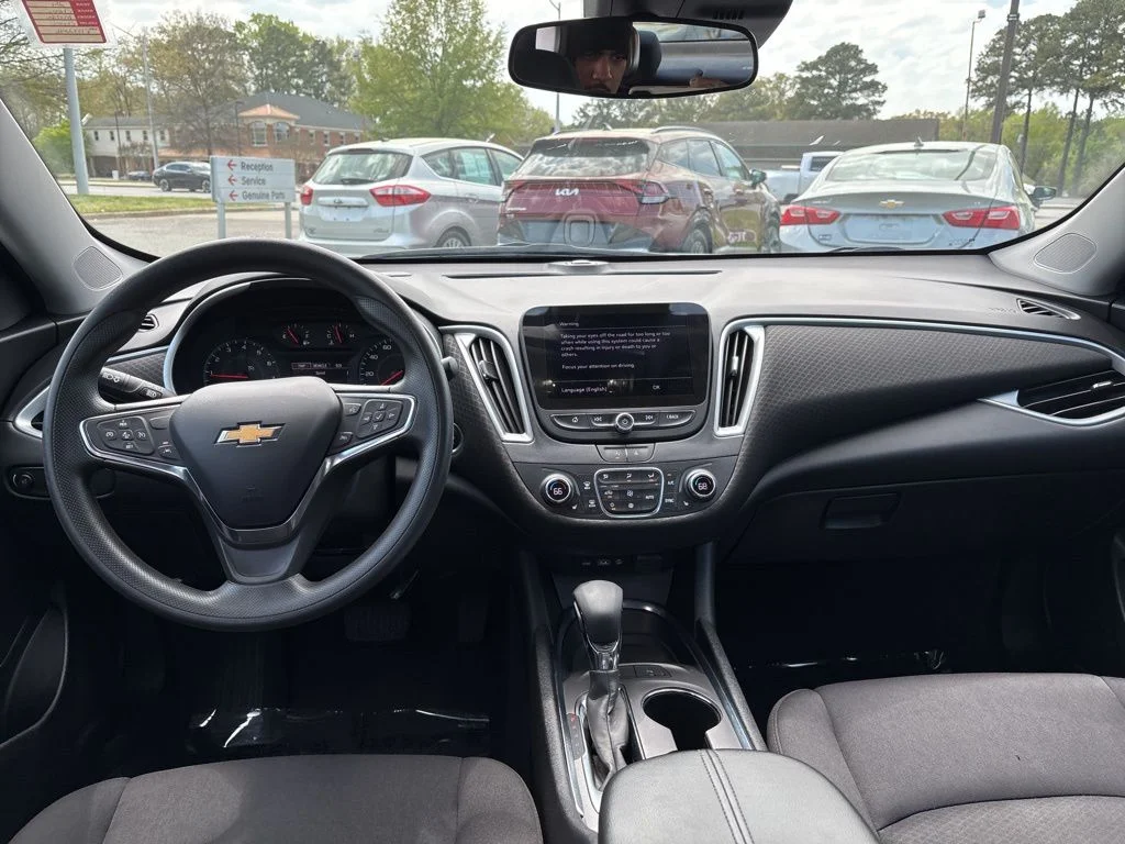 Used 2024 Gray Chevrolet LT image 10