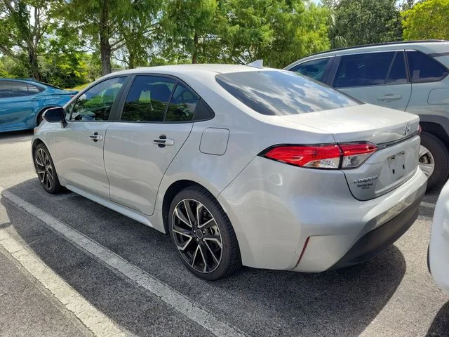 Used 2024 Silver Toyota LE image 4