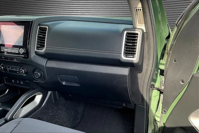Used 2024 Green Nissan SV image 26