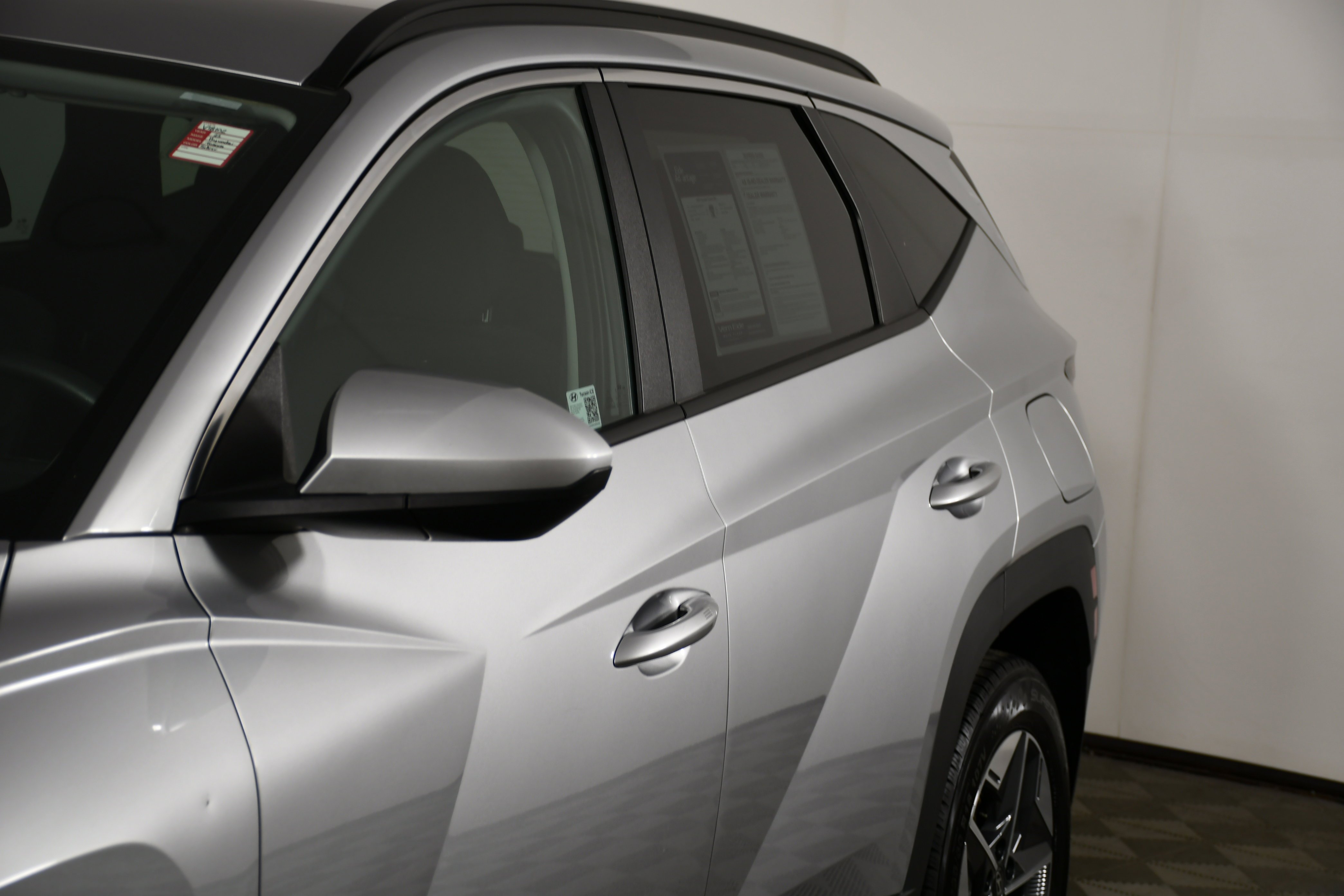 Used 2025 Shimmering Silver Hyundai SEL image 13