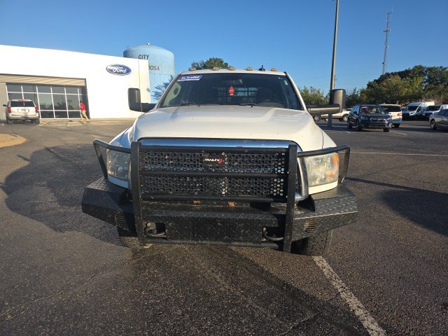 Used 2014 White Ram SLT image 8