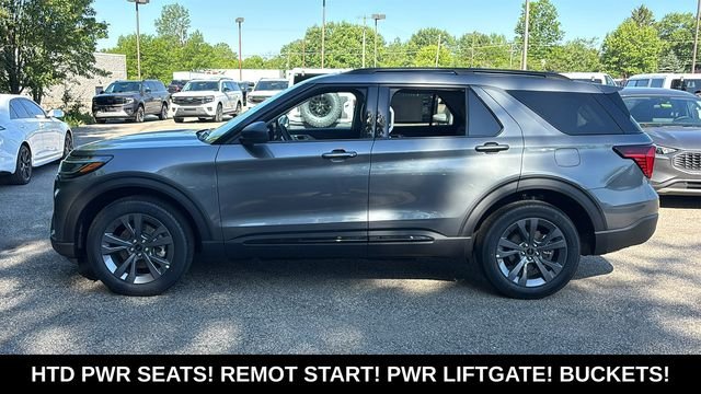 New 2026 Carbonized Gray Metallic Ford Active image 4