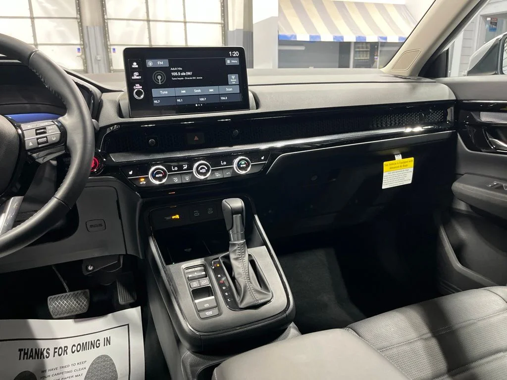 Used 2026 Solar Silver Metallic Honda EX-L image 21