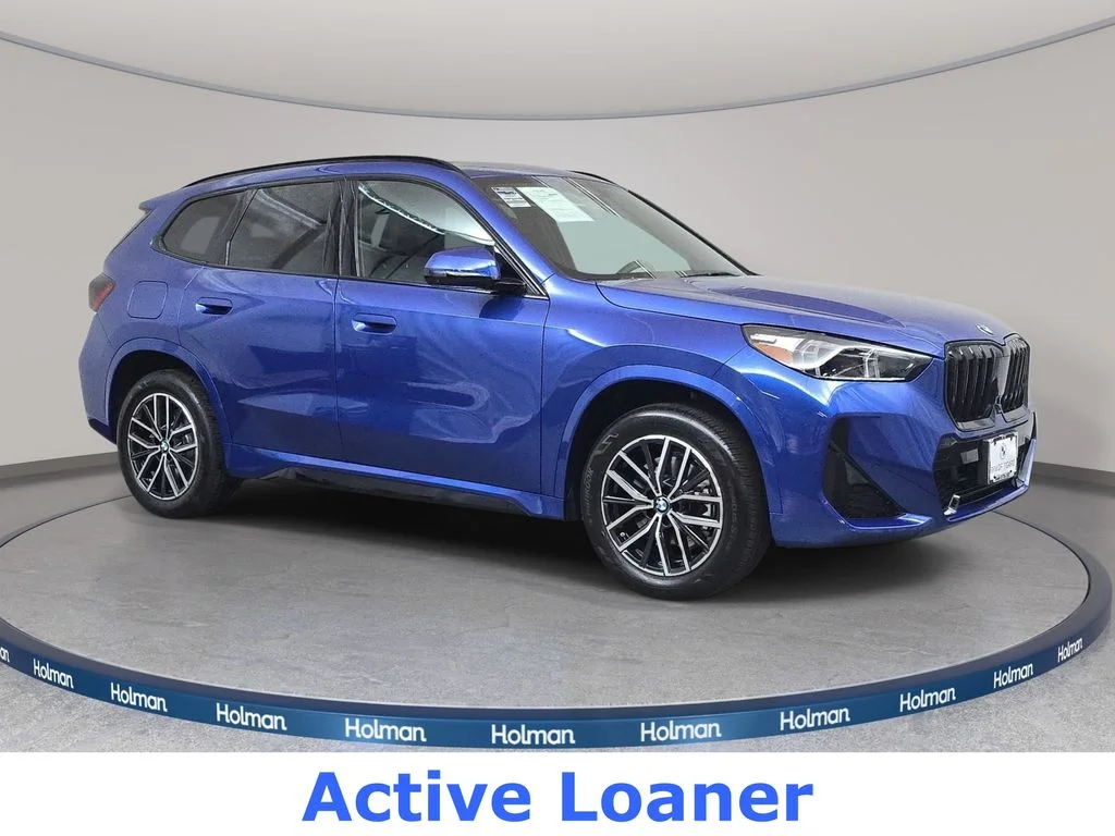 Used 2025 Portimao Blue Metallic BMW xDrive28i image 4