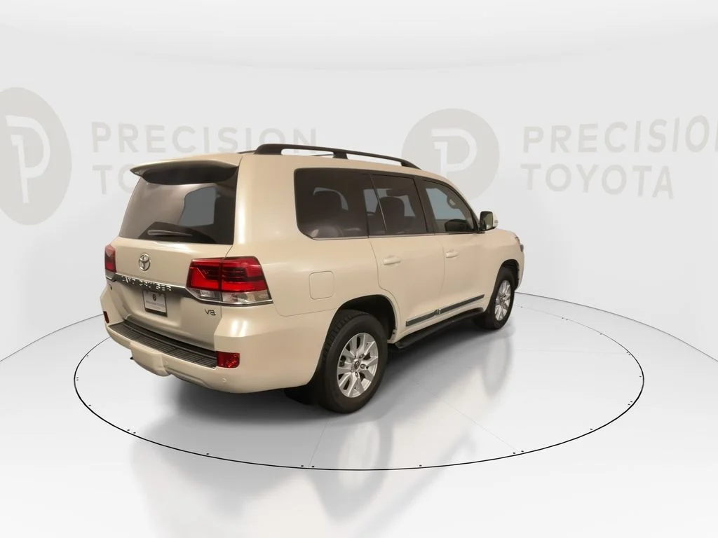 Used 2019 Blizzard Pearl Toyota Base image 19