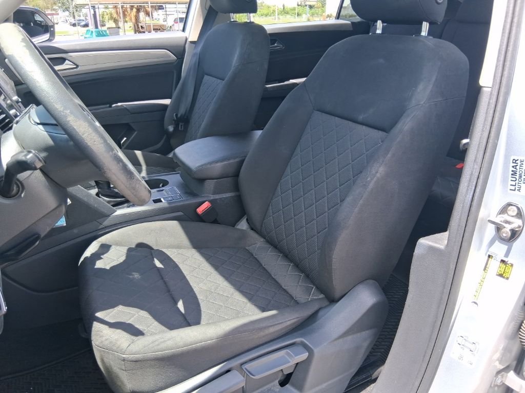 Used 2019 Silver Volkswagen 2.0T S image 10