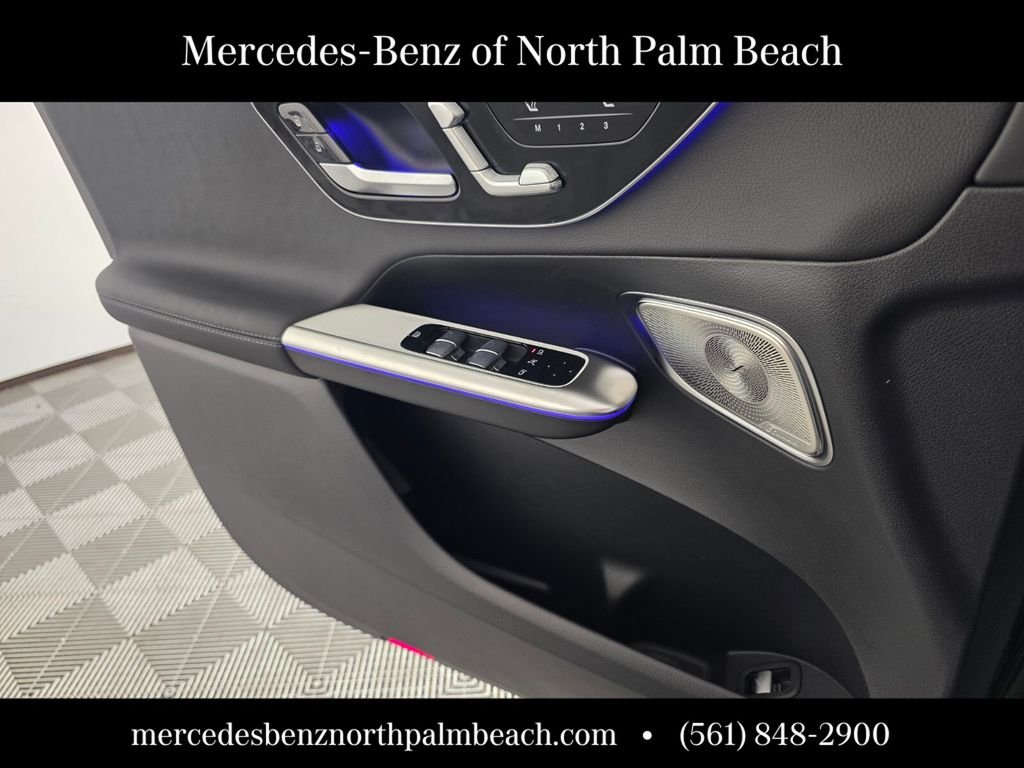 New 2026 Graphite Grey Metallic Mercedes-Benz GLC 300 image 20