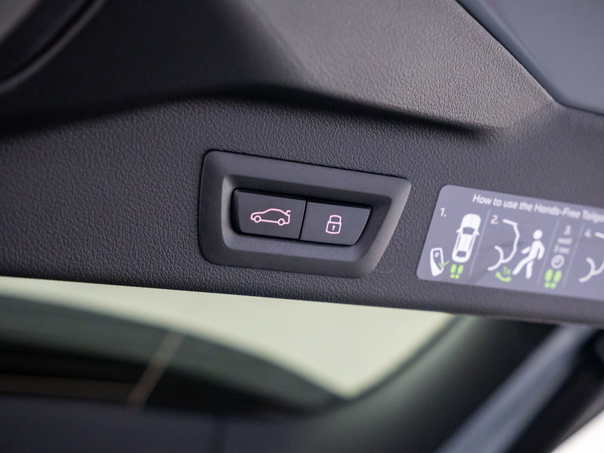 New 2026 Brooklyn Grey Metallic BMW xDrive40i image 37