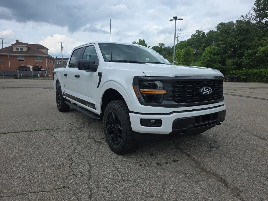 New 2026 Oxford White Ford STX® image 3