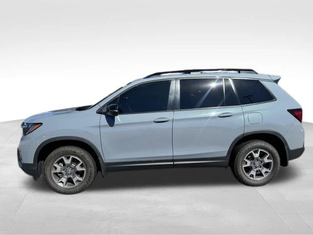 Used 2023 Gray Honda TrailSport image 4