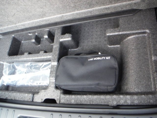 Used 2025 Gray Hyundai Limited image 42