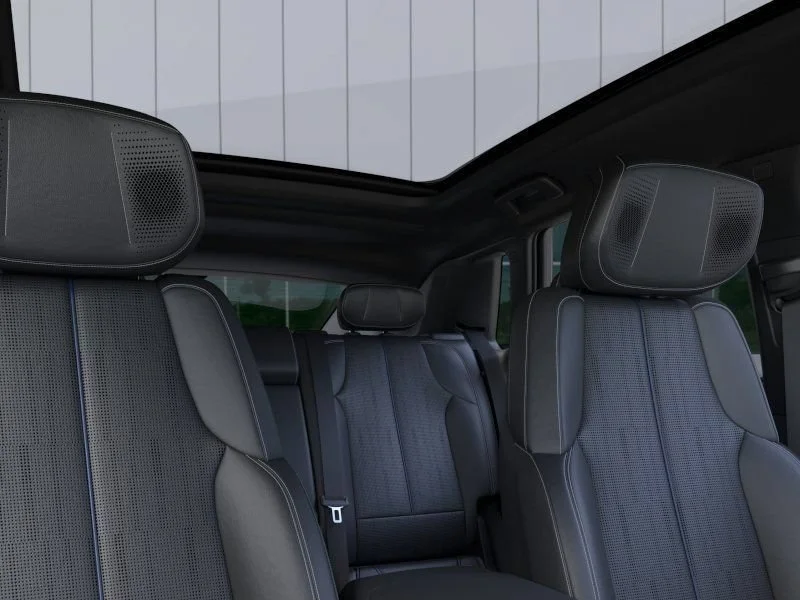 2026 Cadillac LYRIQ V - Photo 31