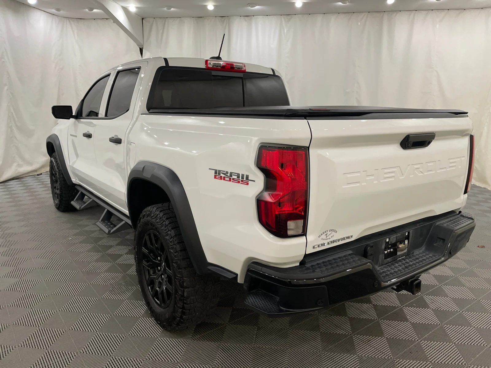 Used 2026 Summit White Chevrolet 4WD Trail Boss image 8
