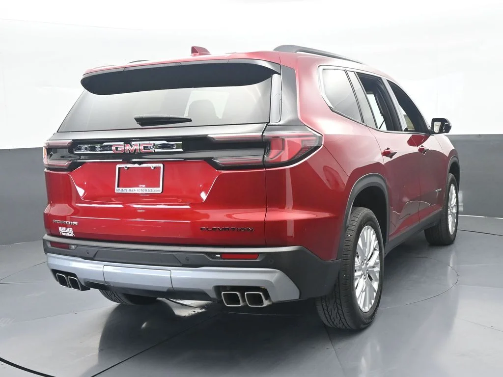 Used 2024 Volcanic Red Tintcoat GMC Elevation image 4