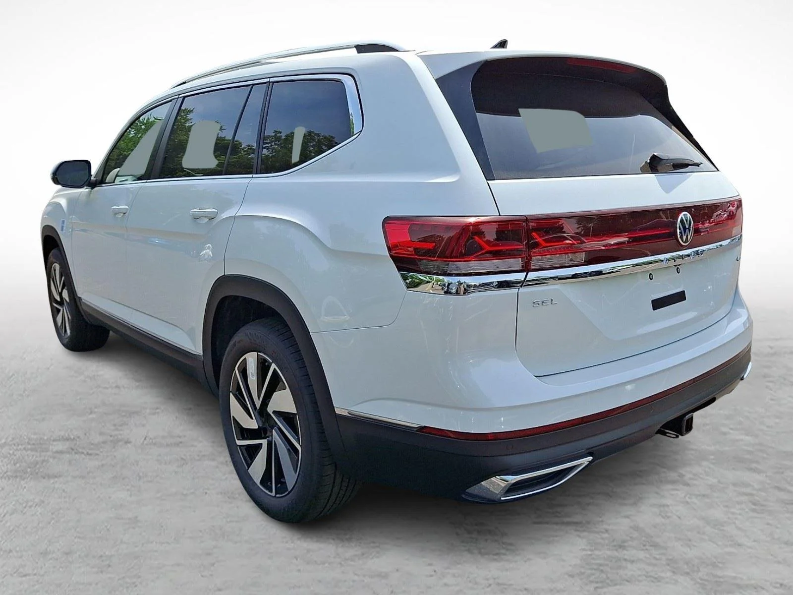New 2026 0P0P/OPALWHTPRL Volkswagen 2.0T SEL image 4