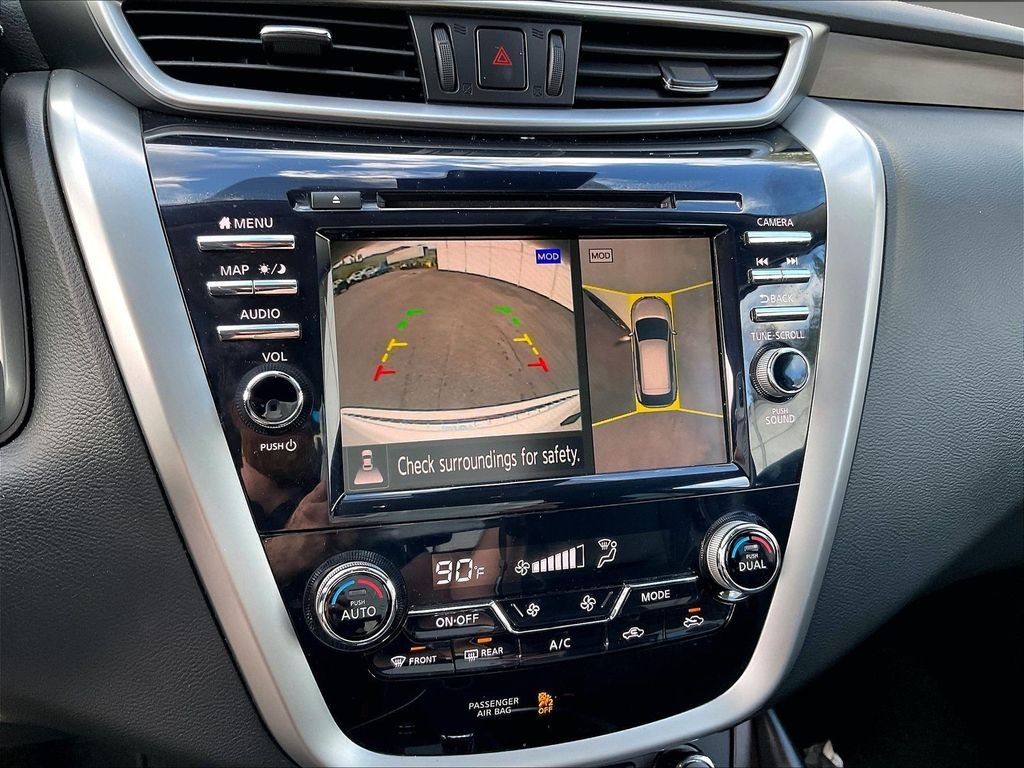 Used 2020 Pearl White Tricoat Nissan Platinum image 19