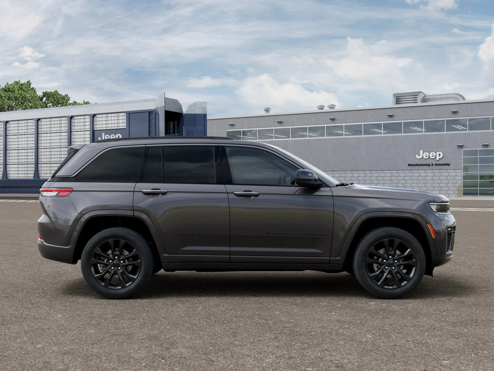 New 2026 Baltic Gray Metallic Clear-Coat Exterior Paint Jeep Limited Reserve image 13