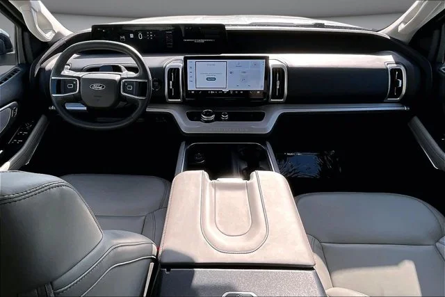 Used 2025 White Metallic Ford Active image 7