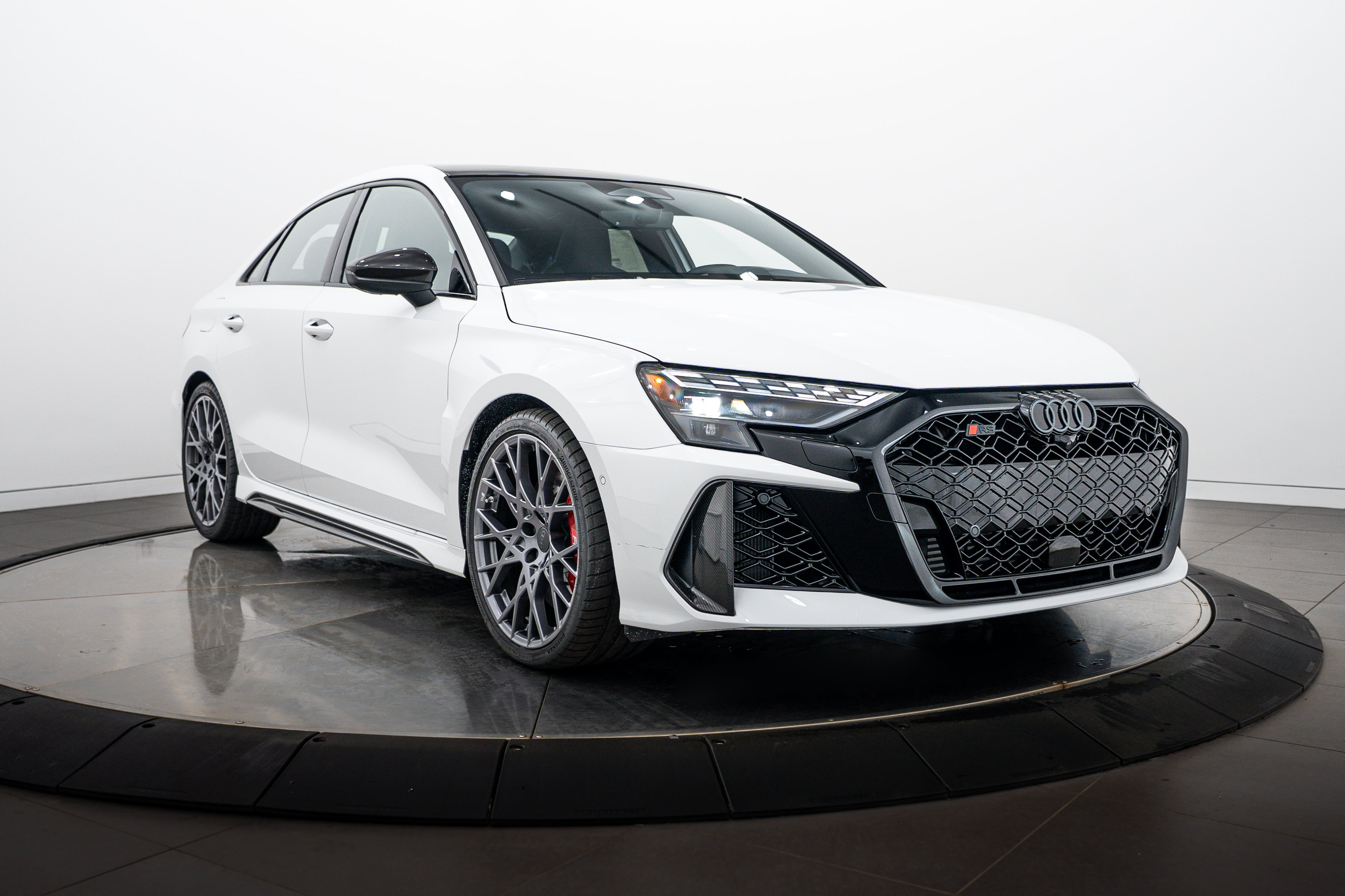 New 2026 White Audi 2.5T image 2