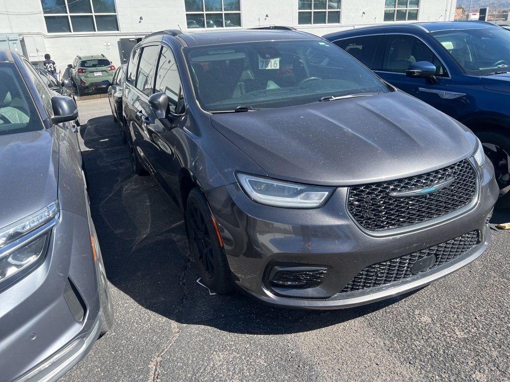 2021 Chrysler Pacifica Hybrid Limited