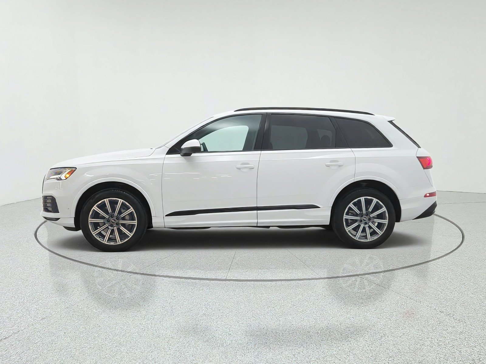 Used 2023 Glacier White Metallic Audi Premium Plus 45 TFSI quattro image 8