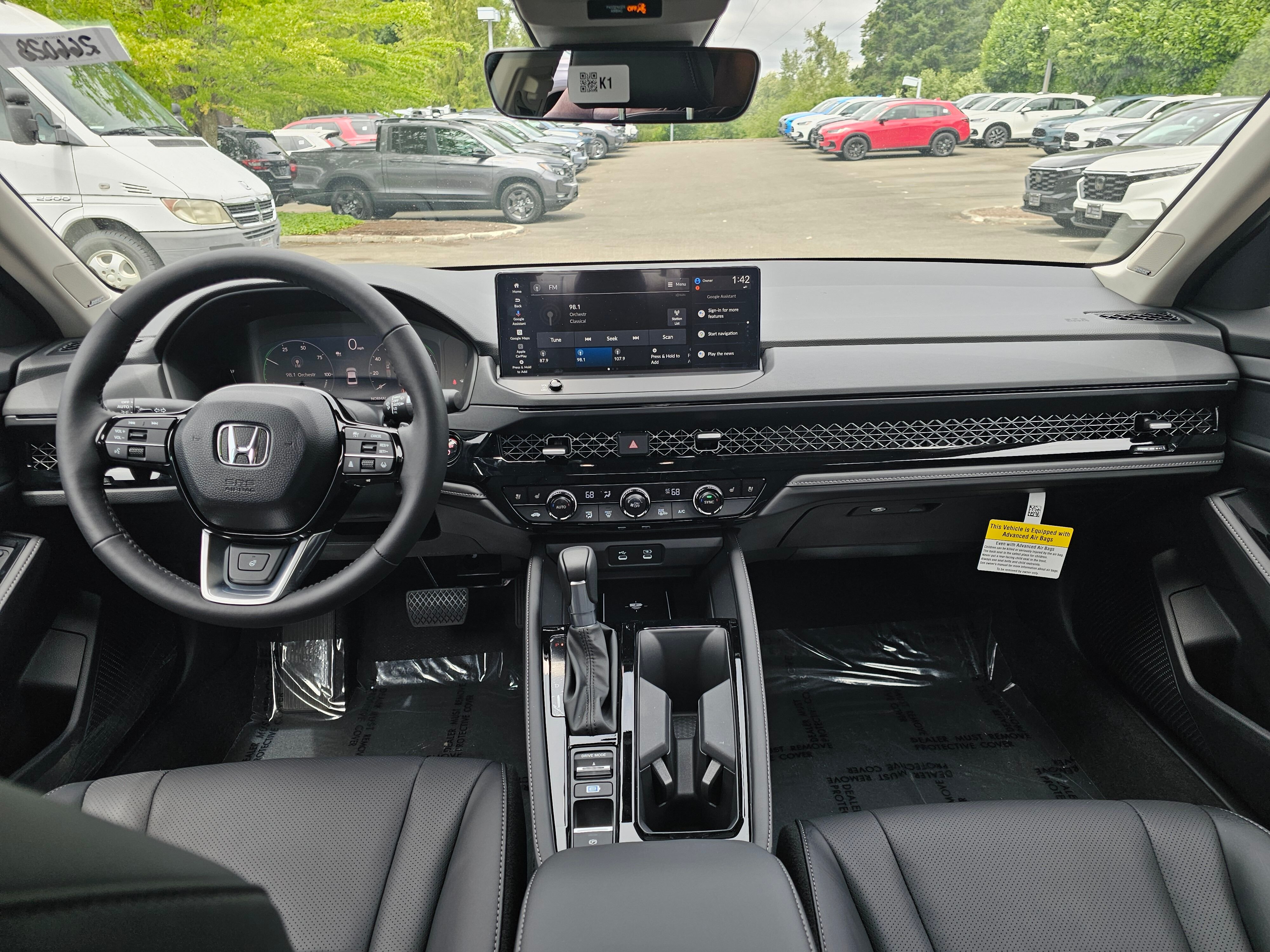 New 2026 Urban Gray Pearl Honda Touring image 23