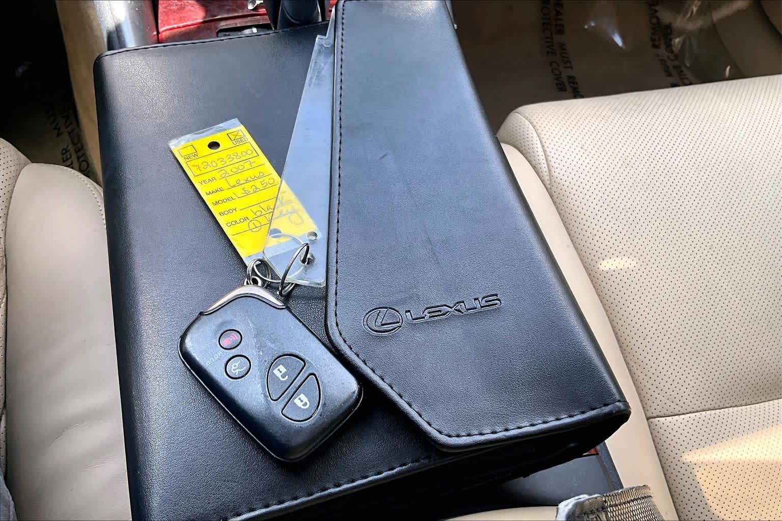 Used 2007 Obsidian Lexus  image 14