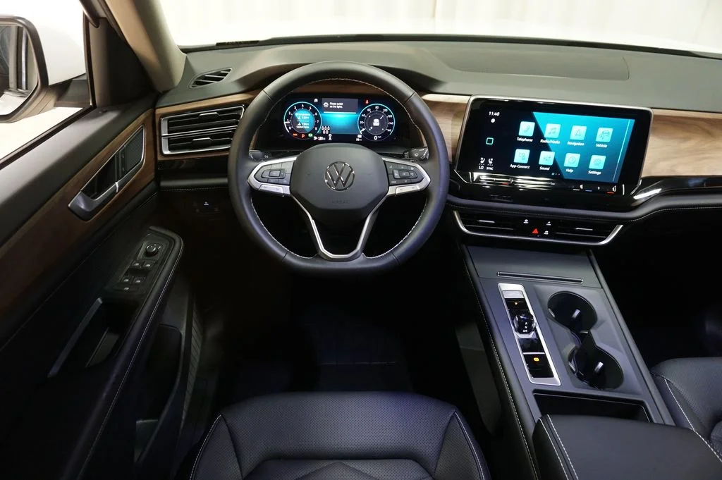 New 2026 Opal White Volkswagen 2.0T SE image 13