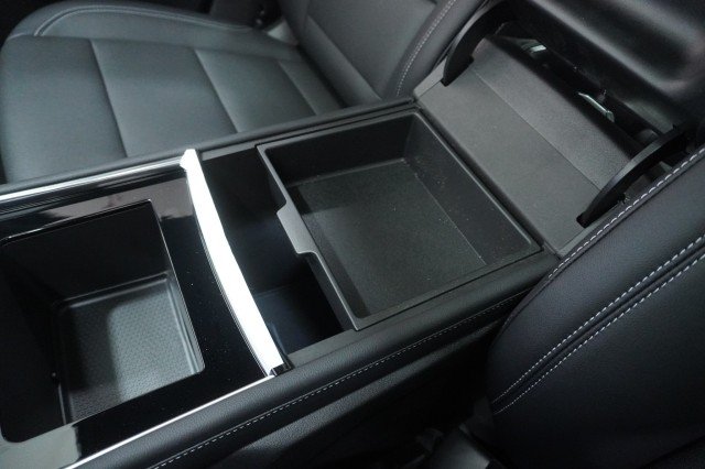 New 2026 Mosaic Black Metallic Chevrolet LT image 38