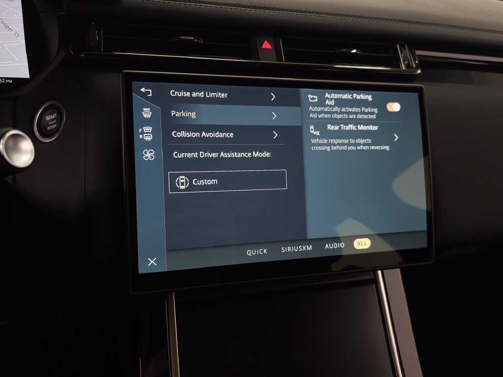 Certified Used 2026 White Land Rover Dynamic SE image 27