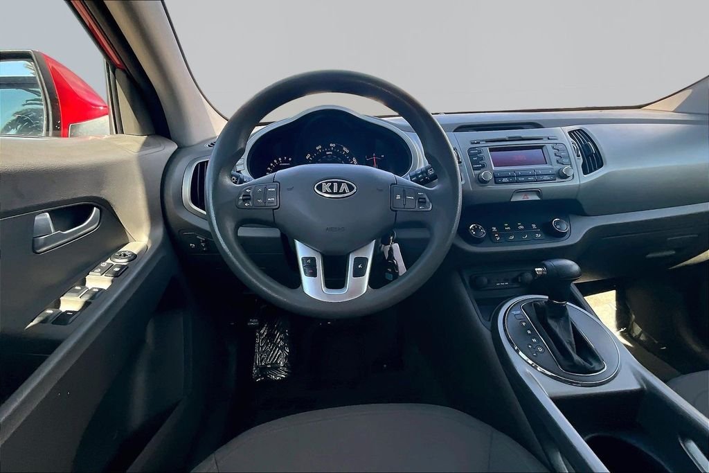 Used 2011 Red Kia LX image 8