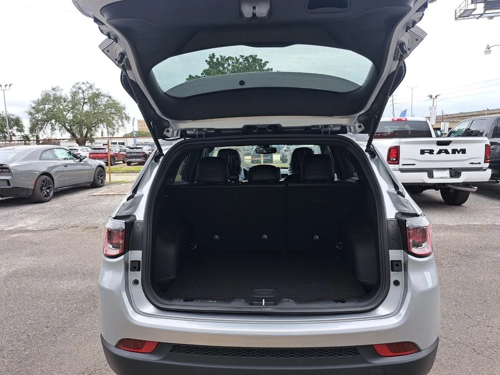 New 2026 Silver Jeep Latitude image 25