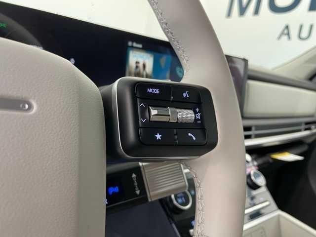 New 2026 Serenity White Hyundai SEL AWD image 19