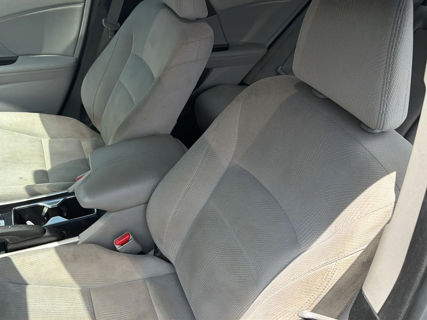 Used 2016 Lunar Silver Metallic Honda EX image 26