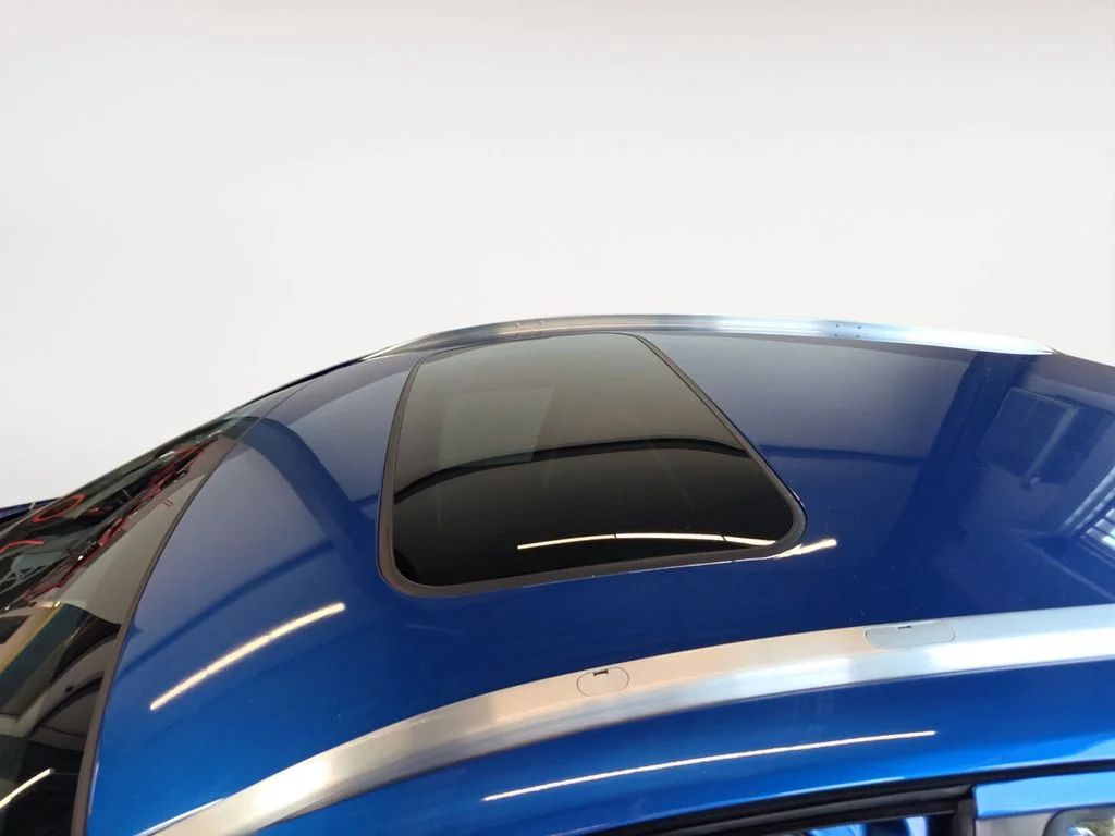 Used 2019 Blue Honda EX image 12