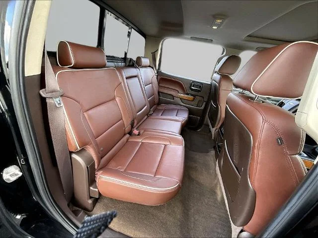 Used 2015 Black Chevrolet  image 29