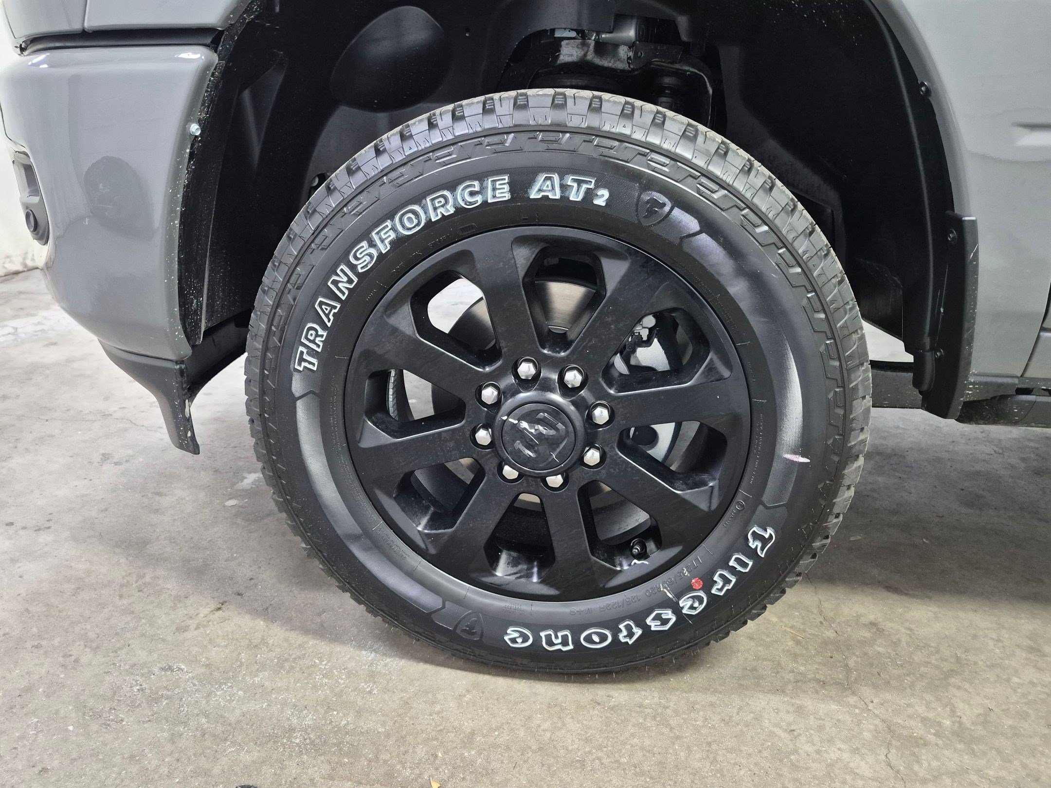 New 2026 Ceramic Gray Clear-Coat Exterior Paint RAM Laramie image 12