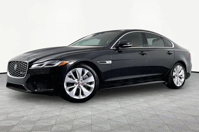 2022 Jaguar XF P300 R-Dynamic SE's photo