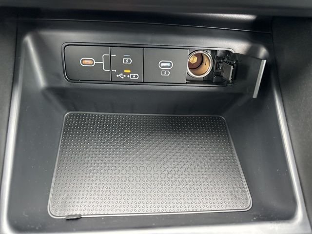 New 2026 Hampton Gray Hyundai SE image 27