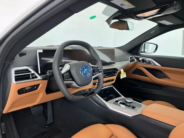 2025 BMW 4 Series 430i - Photo 9
