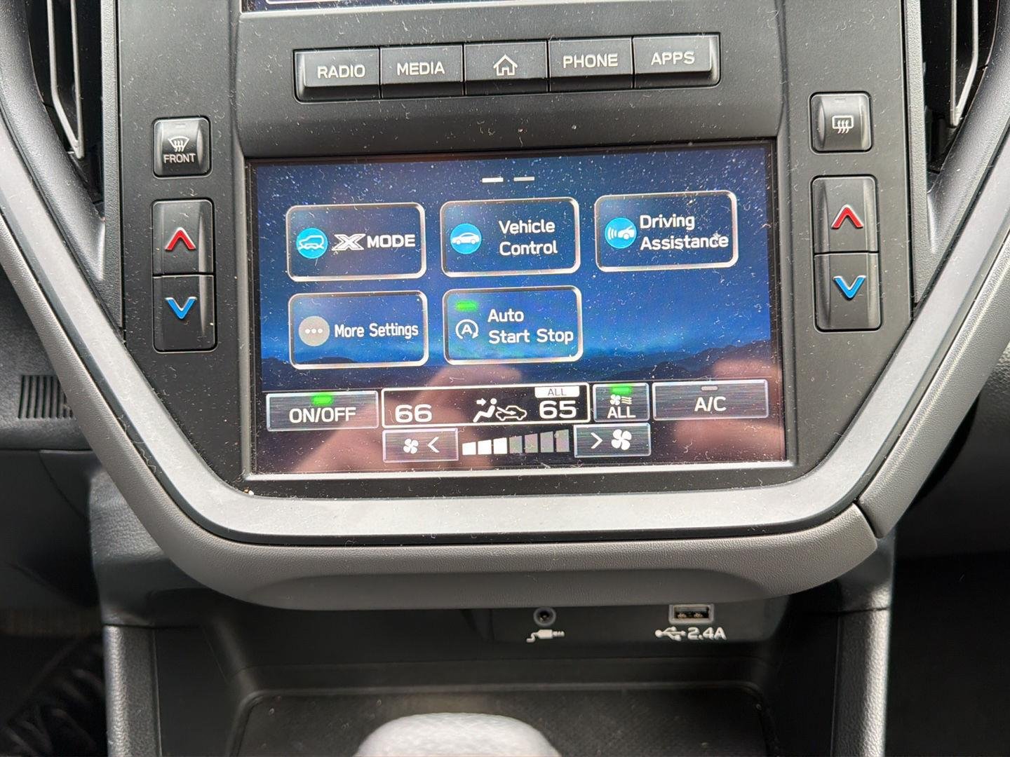 Used 2024 Ice Silver Metallic Subaru Base image 18