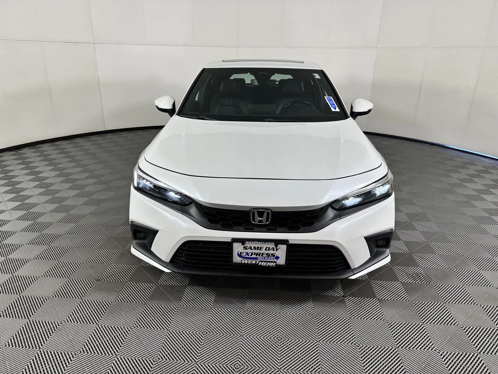 Used 2022 Platinum White Pearl Honda Sport Touring image 18
