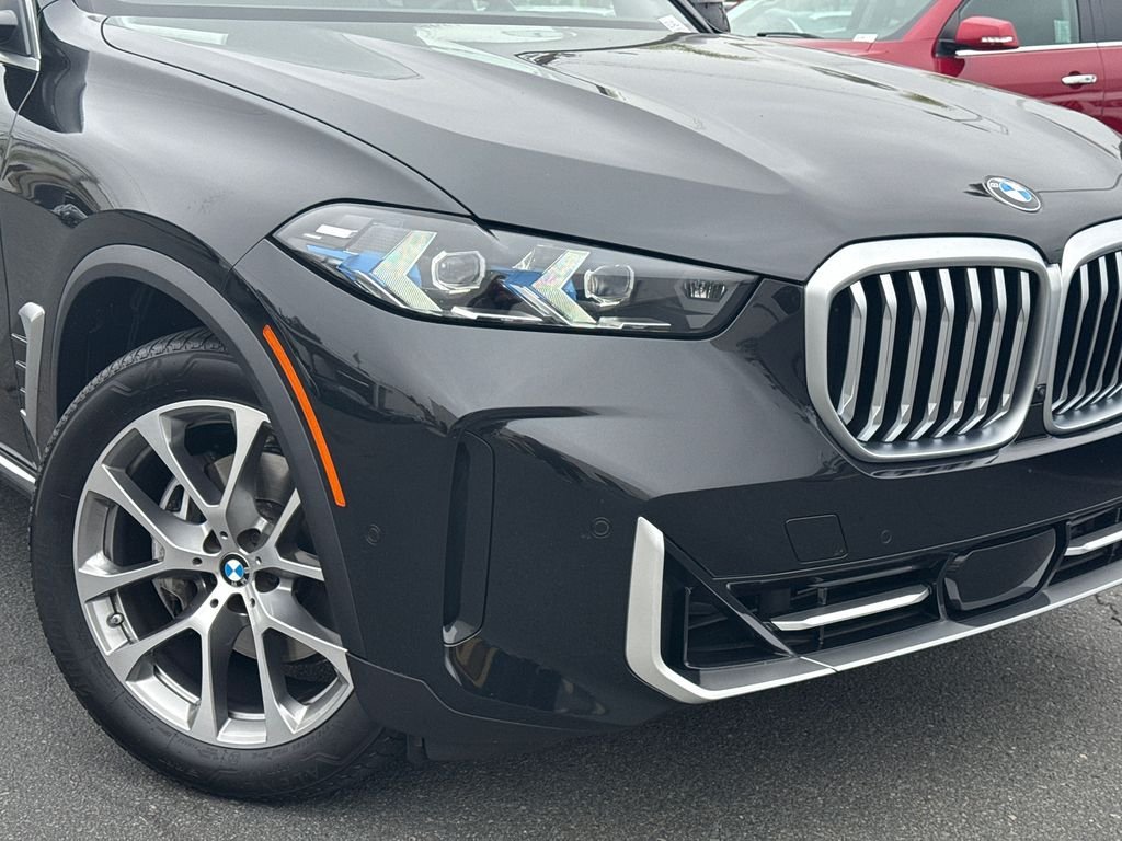 Used 2026 Black BMW xDrive40i image 6