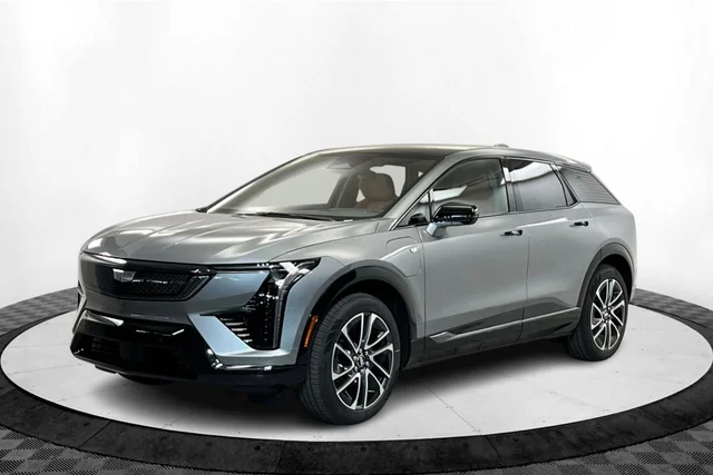 2025 Cadillac OPTIQ Sport 2