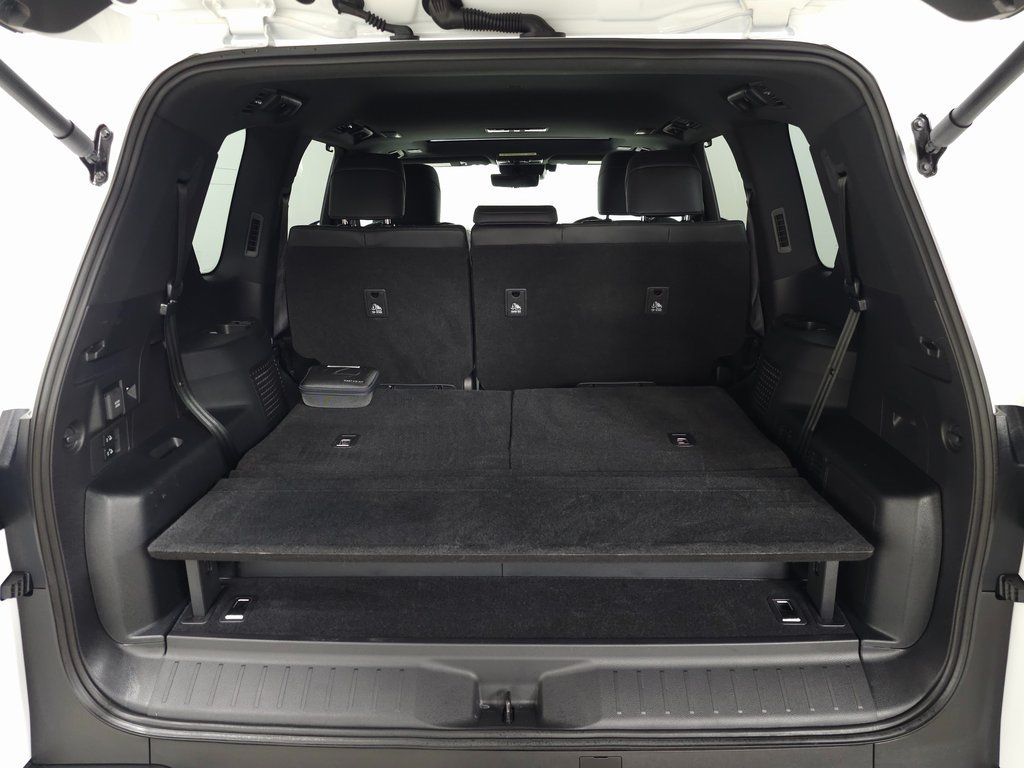 2025 LEXUS LX - Image 5