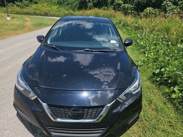 Used 2021 Black Nissan 1.6 S image 3