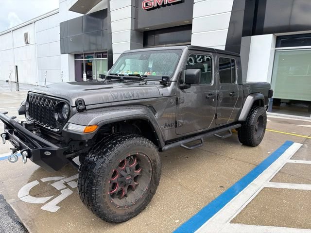 Used 2024 Gray Jeep Willys image 2